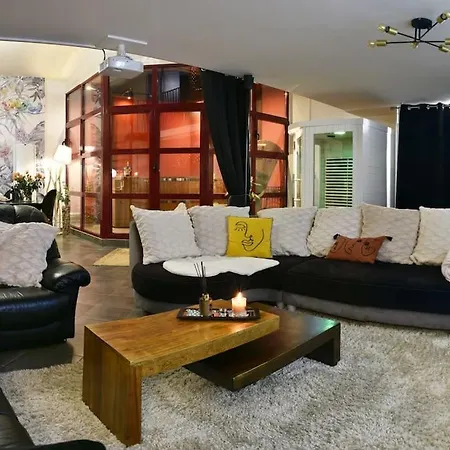 Le Patio Moonlove : Ambiance Zen Et Sauna